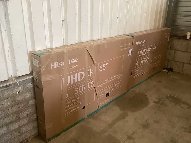 Hisense - 65 inch - televisie (2x) - afbeelding 2 van  8