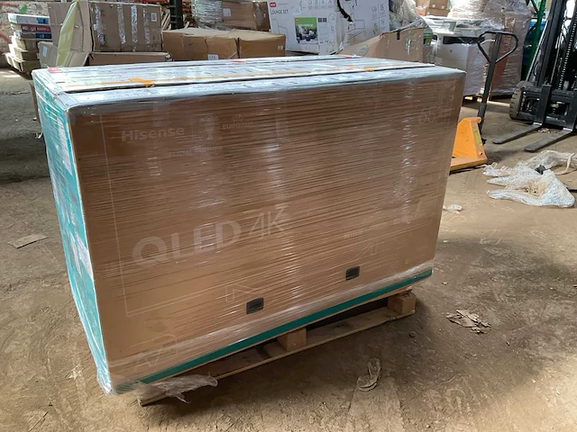 Hisense 65 inch qled televisie (5x) - afbeelding 8 van  9