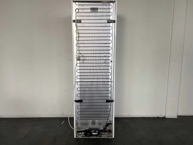 Hisense fiv276n4aw1 diepvriezer vrieskast ingebouwd 212 l f wit - afbeelding 4 van  5