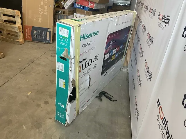 Hisense qled 75 inch televisie - afbeelding 8 van  10