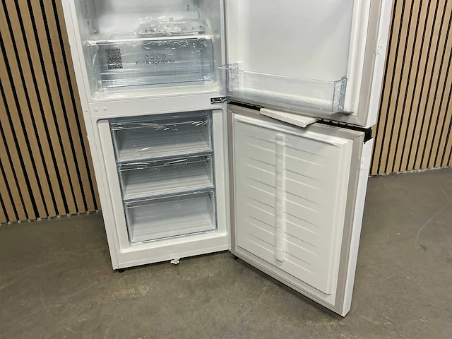 Hisense rb329n4awe. vrijstaande koel-vries combinatie - afbeelding 8 van  8