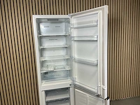 Hisense rb329n4awe vrijstaande koel-vries combinatie - afbeelding 6 van  7
