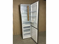 Hisense rb440n4aca. vrijstaande koel-vries combinatie - afbeelding 6 van  11