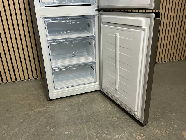Hisense rb440n4aca. vrijstaande koel-vries combinatie - afbeelding 8 van  11