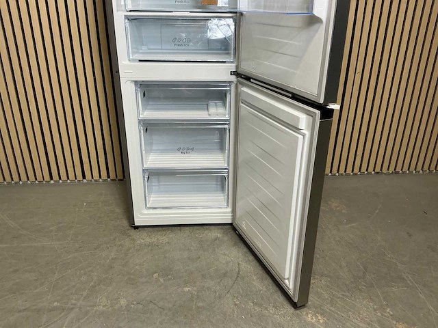 Hisense rb440n4aca vrijstaande koel-vries combinatie - afbeelding 8 van  8