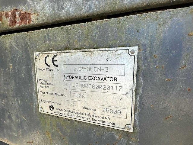Hitachi - 2006 - zx250lcn-3 - rupsgraafmachine - afbeelding 13 van  14