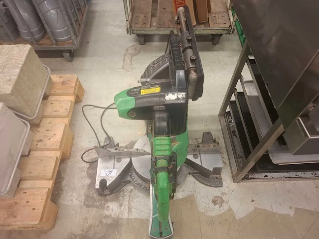 Hitachi - 2008 - c 12rsh - afkortcirkelzaagmachine - afbeelding 2 van  3