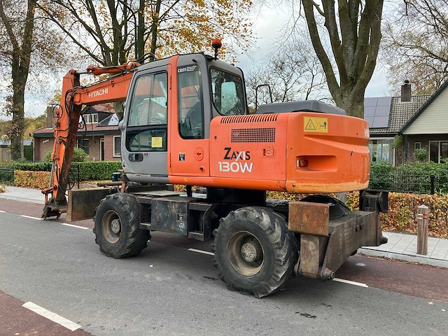 Hitachi - 2008 - zx130w - banden graafmachine - afbeelding 20 van  26