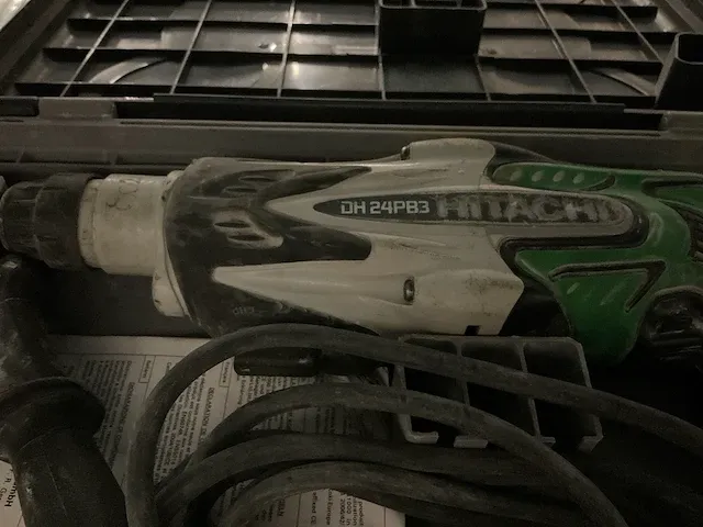 Hitachi - boorhamer dh 24pb3 met koffer - afbeelding 2 van  2