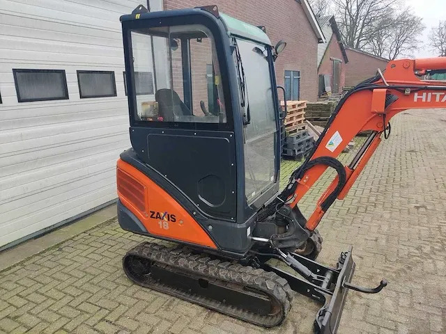 Hitachi - zx 18 - minigraafmachine - 2014 - afbeelding 8 van  13