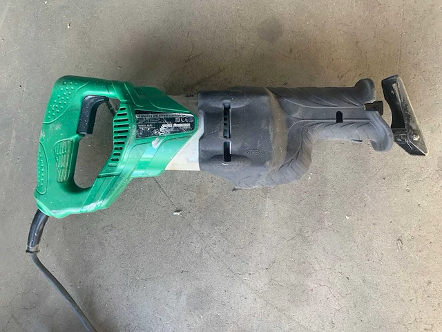 Hitachi cr 13v2 reciprozaag - afbeelding 2 van  4