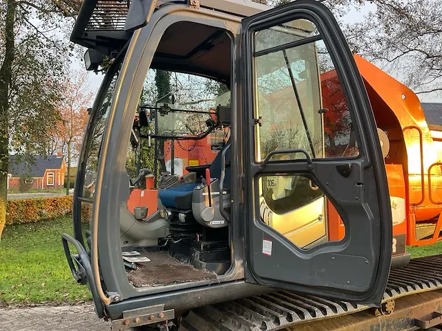 Hitachi eg70r roterende rupsdumper met silageopbouw - afbeelding 27 van  61