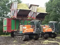Hitachi eg70r roterende rupsdumper met silageopbouw - afbeelding 2 van  61