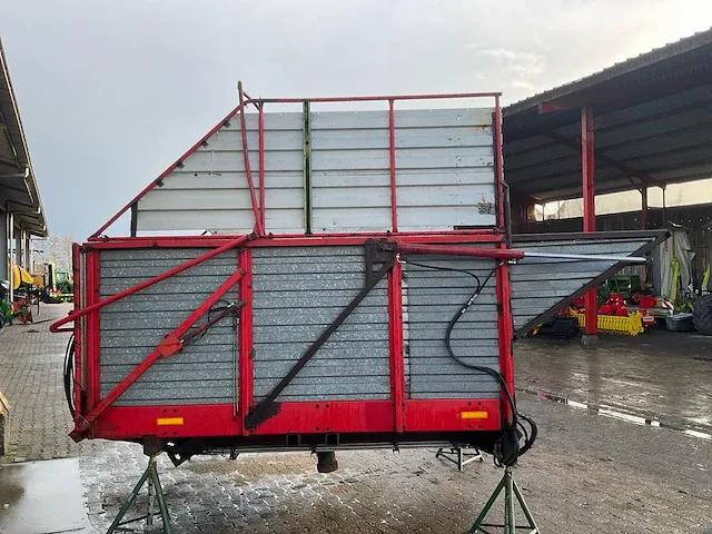 Hitachi eg70r roterende rupsdumper met silageopbouw - afbeelding 48 van  61