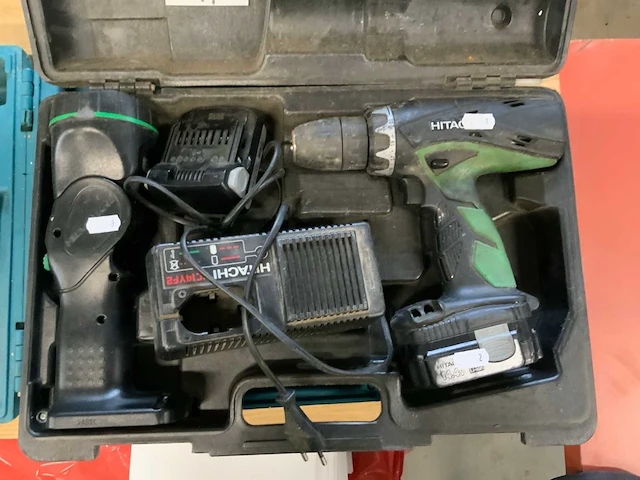 Hitachi elektrisch gereedschap (2x) - afbeelding 2 van  4