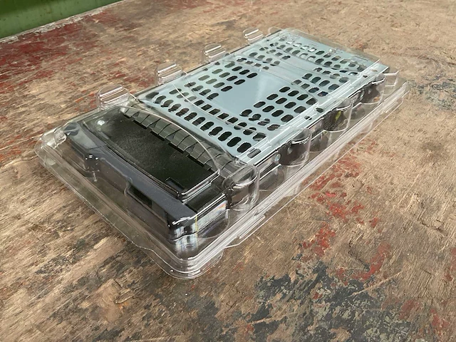 Hitachi enterprise interne harde schijf - afbeelding 2 van  4