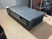 Hitachi fx665 video cassette recorder - afbeelding 2 van  3