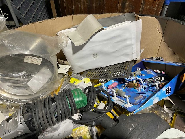 Hitachi, gigaset, miele, mack, lips mixpallet bouwmaterialen - afbeelding 6 van  7