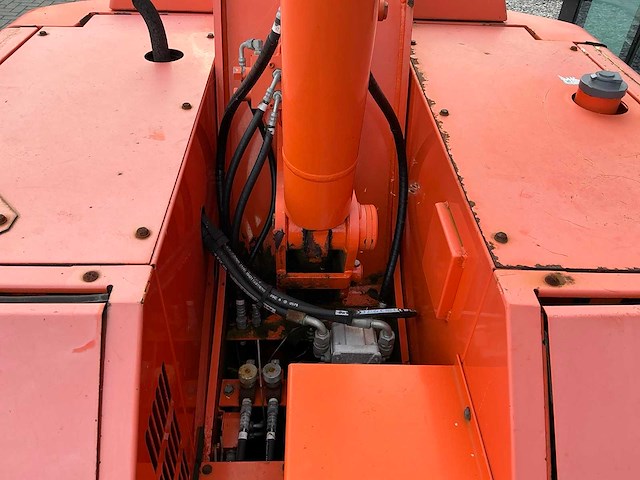 Hitachi hx140b-2 hoogwerker - afbeelding 47 van  63