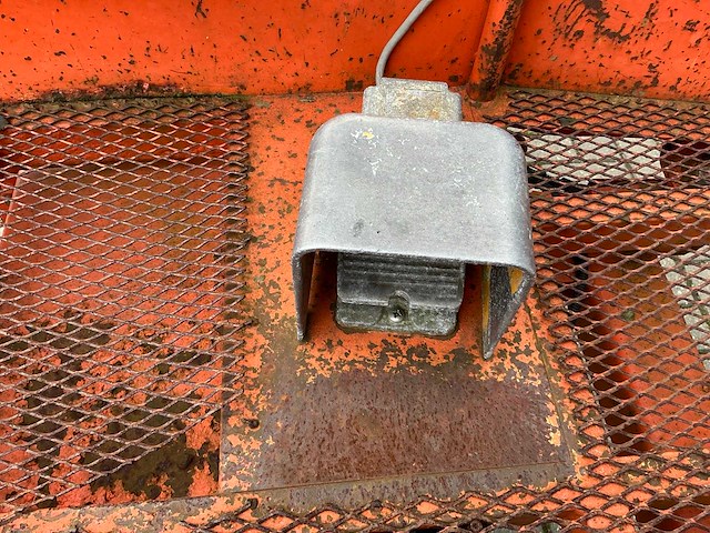 Hitachi hx140b-2 hoogwerker - afbeelding 44 van  63