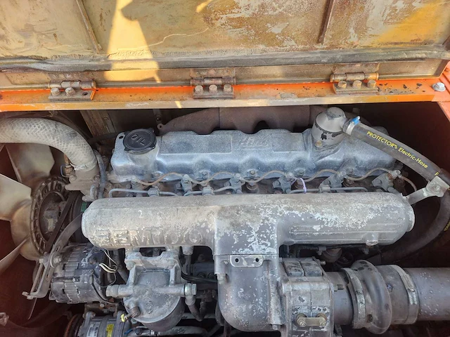 Hitachi kh 180-3 rubsband kraan - afbeelding 4 van  13