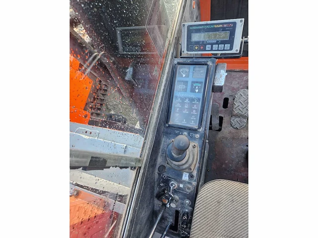 Hitachi kh 180-3 rubsband kraan - afbeelding 9 van  13