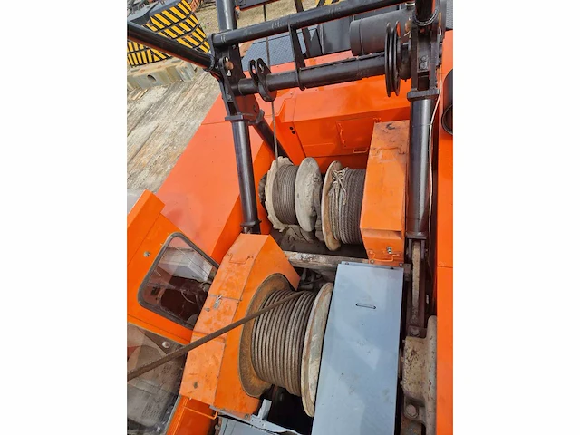 Hitachi kh 180-3 rubsband kraan - afbeelding 12 van  13