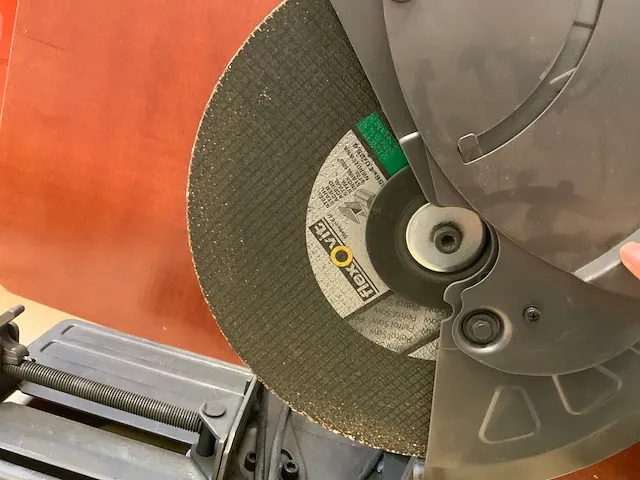 Hitachi koki cc 14 sf doorslijpmachine - afbeelding 4 van  4