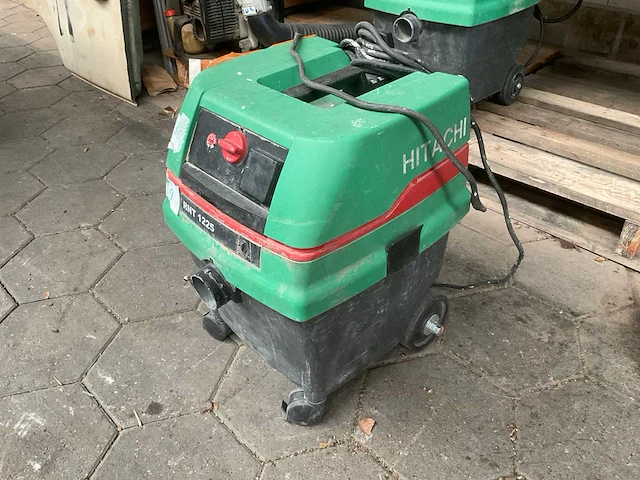 Hitachi rnt 1225 industriële stofzuiger - afbeelding 2 van  6
