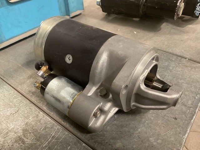 Hitachi s25-121a 24v startmotor - afbeelding 2 van  5