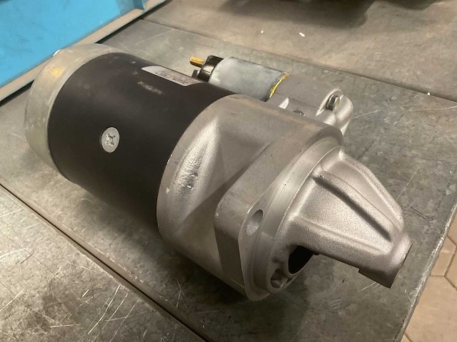 Hitachi s25-121a 24v startmotor - afbeelding 4 van  5