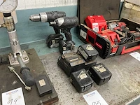 Hitachi slagmoersleutel & schroefboormachine - afbeelding 1 van  3