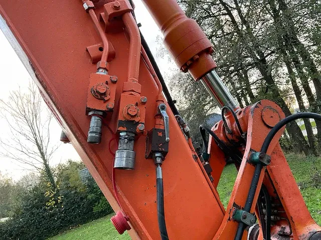 Hitachi zaxis m110 rupsgraafmachine - afbeelding 16 van  40