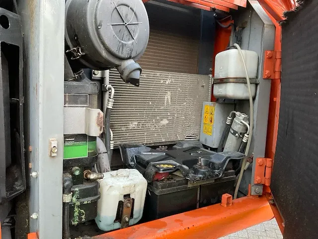 Hitachi zaxis m110 rupsgraafmachine - afbeelding 29 van  40