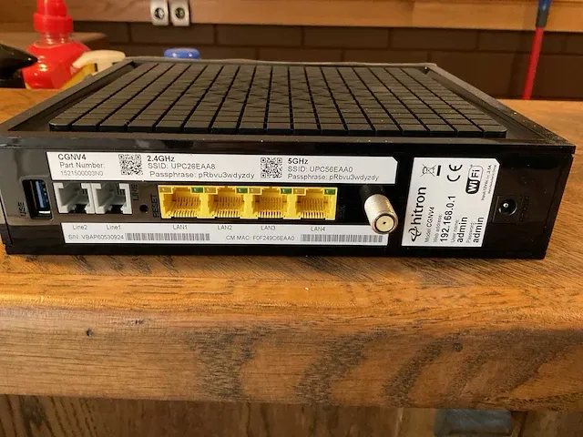 Hitron cgnv4 wireless router - afbeelding 2 van  3