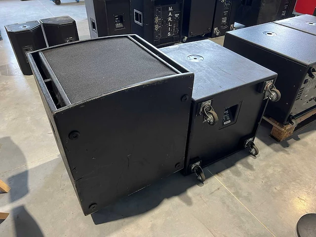 Hk audio - linear 3 classic lr 118 sub - subwoofers (2x) - afbeelding 2 van  4