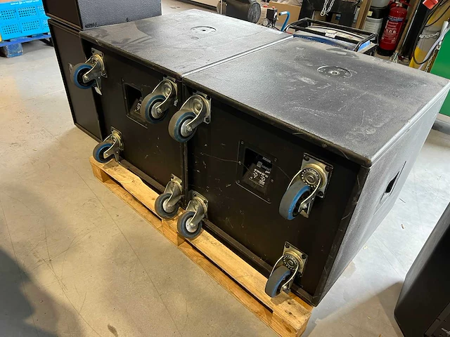 Hk audio - linear 3 classic lr 118 sub - subwoofers (2x) - afbeelding 2 van  3