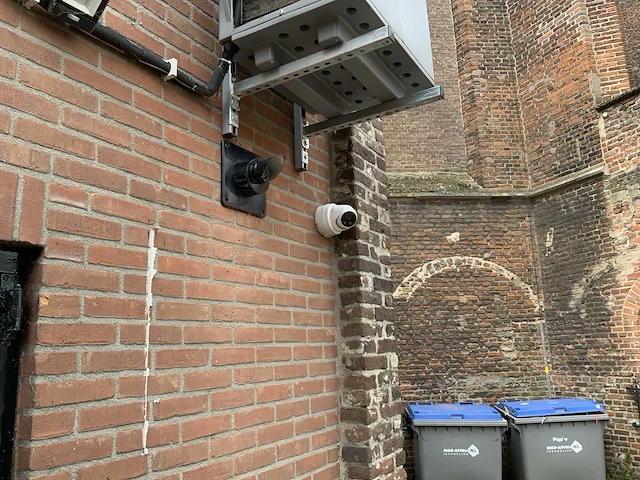 Hk vision ds-7608ni beveiligingscamera systeem - afbeelding 7 van  8