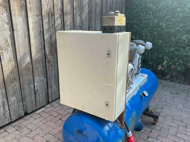 Hlup hl 1050 e2 zuigercompressor - afbeelding 3 van  9
