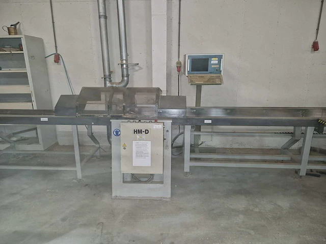 Hm-d - 1999 - afkortcirkelzaagmachine - afbeelding 1 van  12