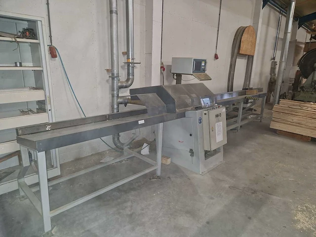 Hm-d - 1999 - afkortcirkelzaagmachine - afbeelding 5 van  12