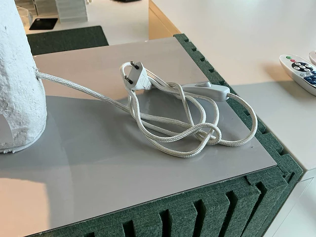 H&m tafellamp - afbeelding 3 van  5