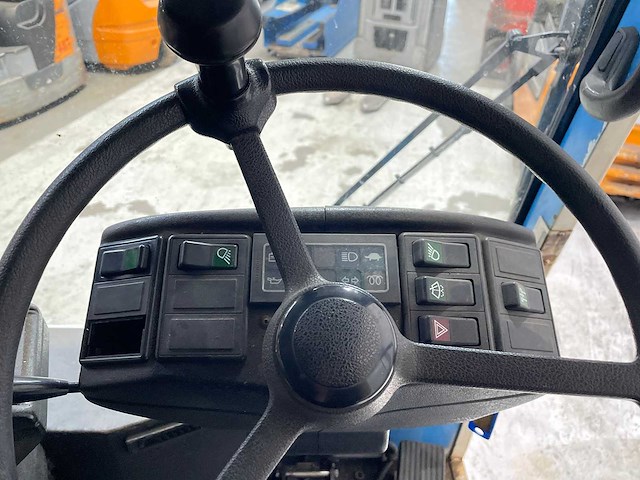 Hmf - 2003 - 416 - straatveegmachine - afbeelding 6 van  12