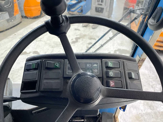 Hmf - 416 - road and yard sweeper - 2003 - afbeelding 3 van  19