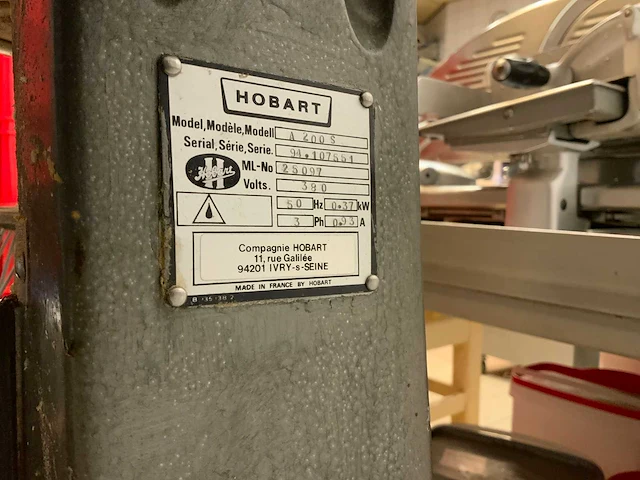 Hobart a200 s planeetmenger inclusief 2 bekken en diverse mengaccessoires - afbeelding 4 van  7