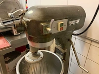 Hobart a200 s planeetmenger inclusief 2 bekken en diverse mengaccessoires - afbeelding 7 van  7