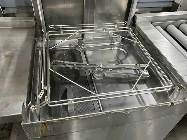 Hobart baraid900-10n vaatwasmachine met aan- en afvoertafel - afbeelding 11 van  15