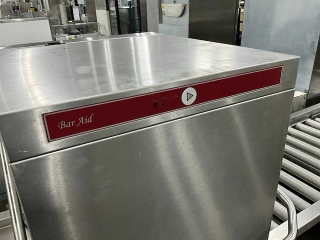 Hobart baraid900-10n vaatwasmachine met aan- en afvoertafel - afbeelding 13 van  15