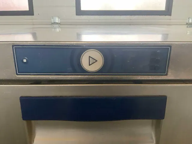 Hobart fxa glazenvaatwasmachine - afbeelding 3 van  6
