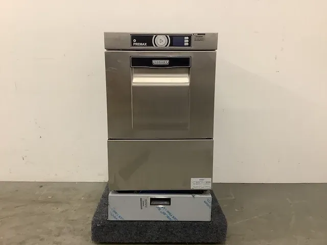 Hobart gcp-10a glazenvaatwasmachine met osmose - afbeelding 3 van  8